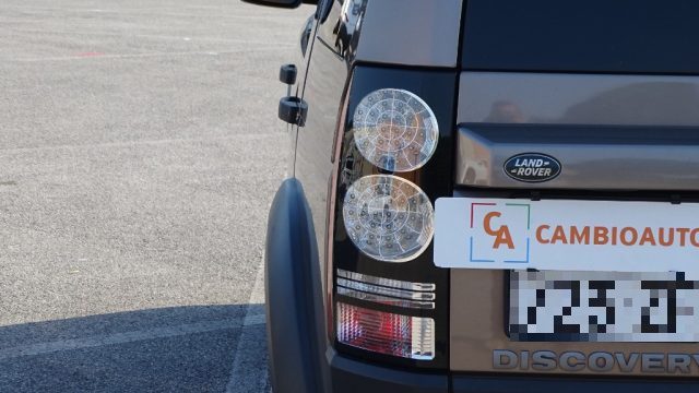 LAND ROVER Discovery usata, con Autoradio digitale