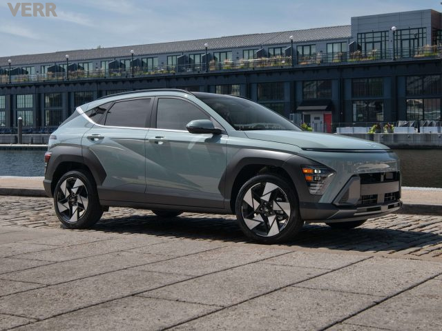 HYUNDAI Kona usata, con Airbag