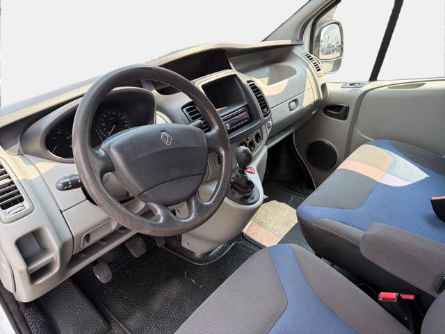RENAULT Trafic usata, con ESP