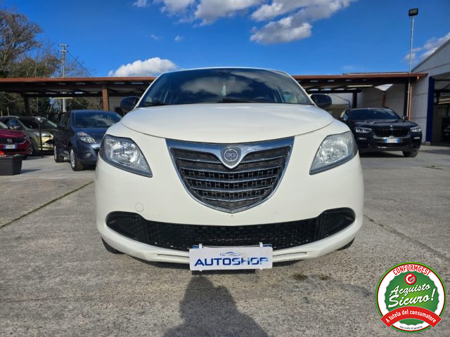 LANCIA Ypsilon usata, con Airbag