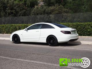 MERCEDES-BENZ E 220 usata, con Servosterzo