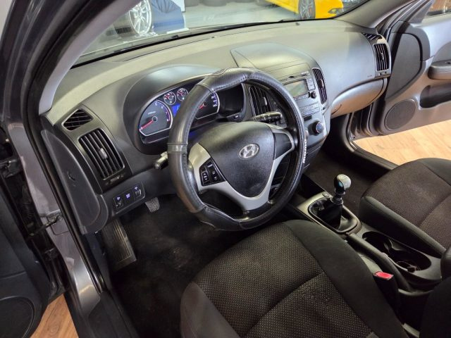 HYUNDAI i30 usata, con Servosterzo