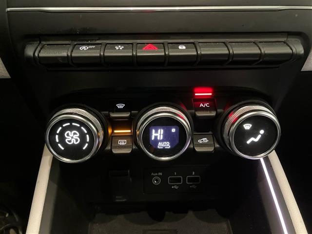 RENAULT Clio usata, con Hill holder