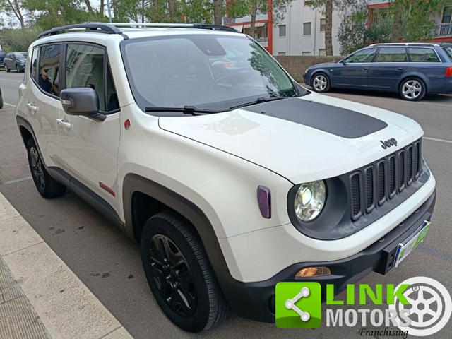 JEEP Renegade usata, con USB