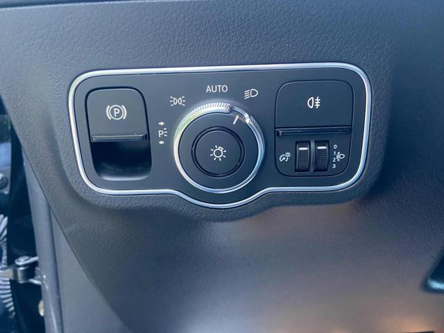 MERCEDES-BENZ B 180 usata, con Fendinebbia