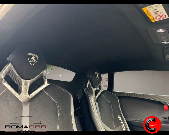 LAMBORGHINI Huracan usata 14