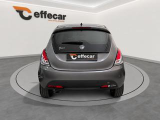 LANCIA Ypsilon usata, con Autoradio