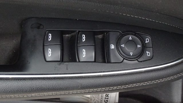 OPEL Insignia usata, con Sistema di avviso di distanza