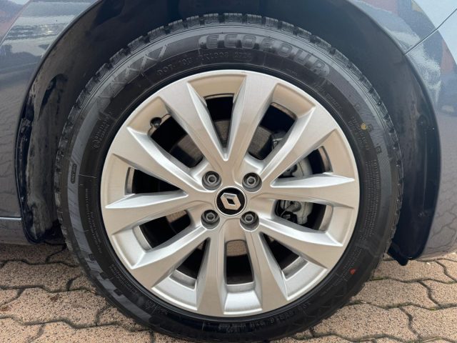 RENAULT Clio usata, con Vivavoce