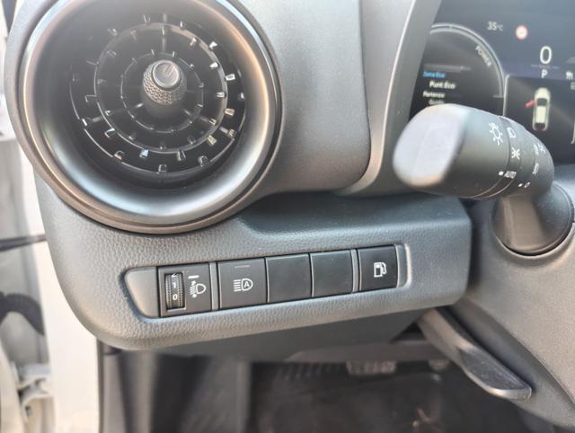 TOYOTA C-HR usata, con Controllo automatico clima