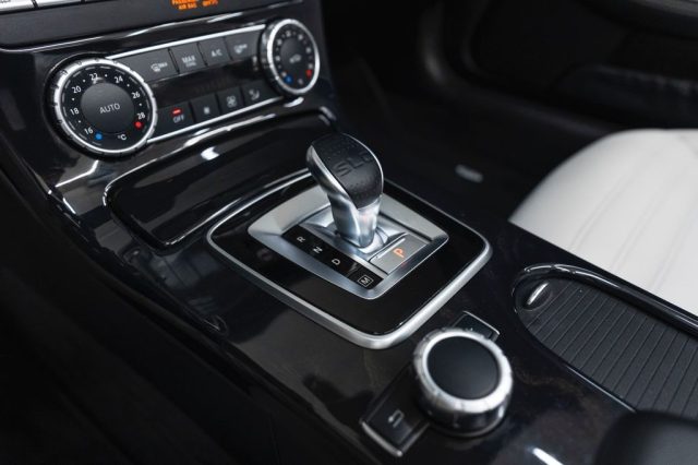 MERCEDES-BENZ SLC 300 usata, con Cronologia tagliandi