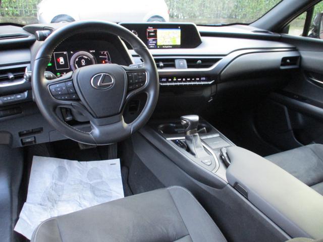 LEXUS UX 250h usata, con Servosterzo