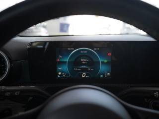 MERCEDES-BENZ B 180 usata, con Volante in pelle
