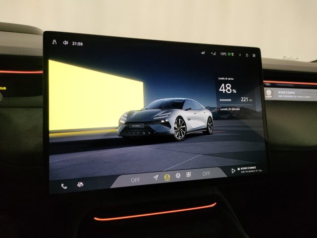 LOTUS Emeya usata, con Autoradio digitale