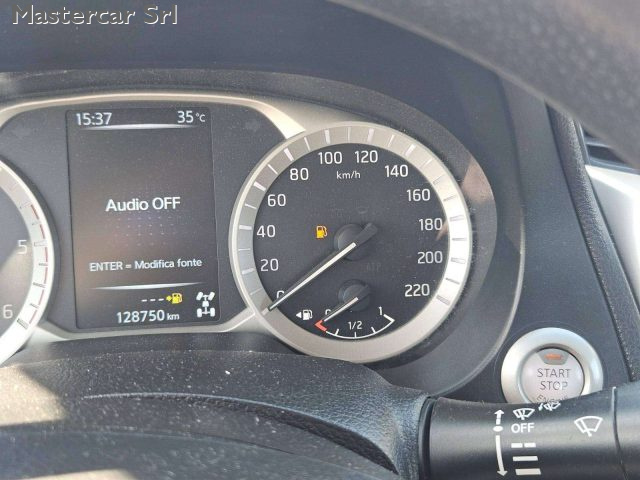 NISSAN Navara usata, con Bluetooth