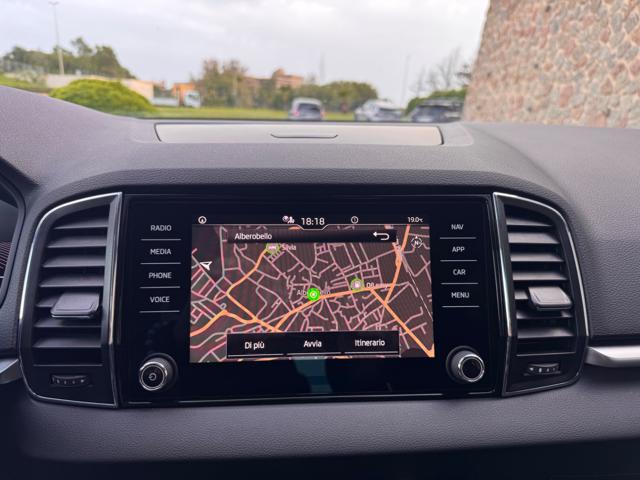 SKODA Karoq usata, con Hill holder