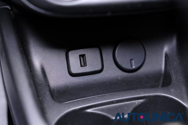 OPEL Corsa usata, con Monitoraggio pressione pneumatici