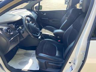 RENAULT Captur usata, con Autoradio
