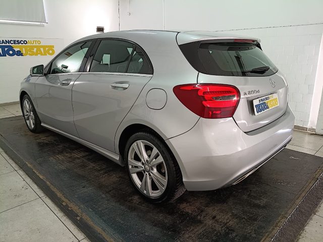 MERCEDES-BENZ A 200 usata, con Pneumatici estivi