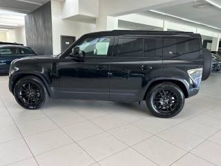 LAND ROVER Defender usata, con Autoradio