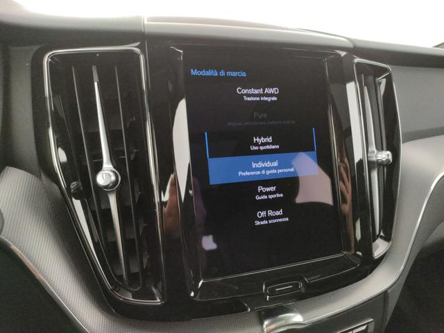 VOLVO XC60 usata, con Luci diurne LED