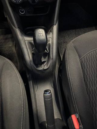 PEUGEOT 208 usata, con Touch screen