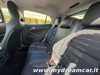 MERCEDES-BENZ GLA 200 usata, con Airbag testa
