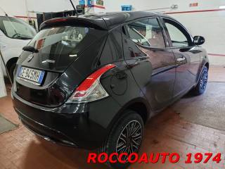LANCIA Ypsilon usata, con Autoradio