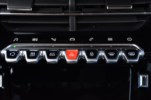 PEUGEOT 2008 usata, con Servosterzo