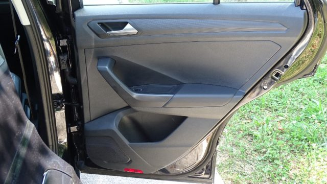 VOLKSWAGEN T-Roc usata, con Pneumatici estivi