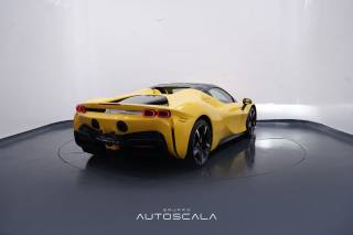 FERRARI SF90 usata, con ESP