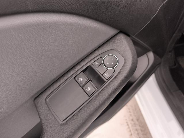 RENAULT Clio usata, con Sedile posteriore sdoppiato