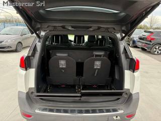 PEUGEOT 5008 usata, con Sedili riscaldati