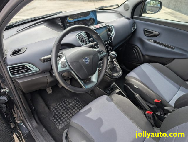 LANCIA Ypsilon usata, con Sensori di parcheggio posteriori