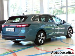 VOLKSWAGEN Passat usata, con Sensori di parcheggio anteriori