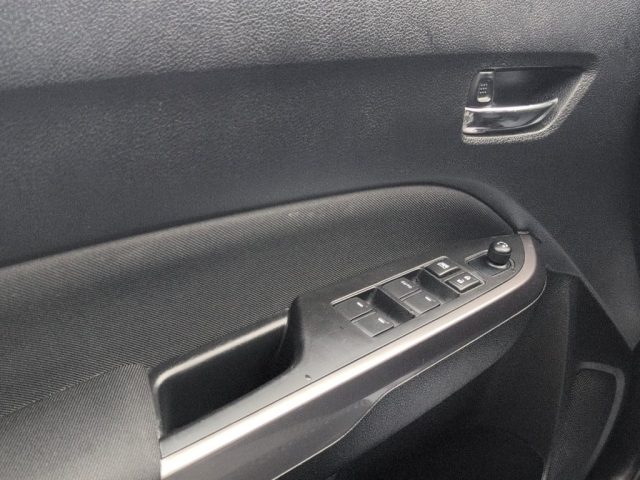 SUZUKI Vitara usata, con Autoradio digitale