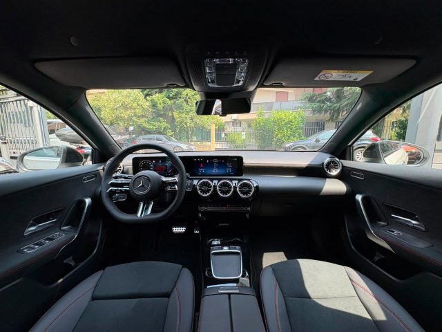 MERCEDES-BENZ A 180 usata, con Cerchi in lega