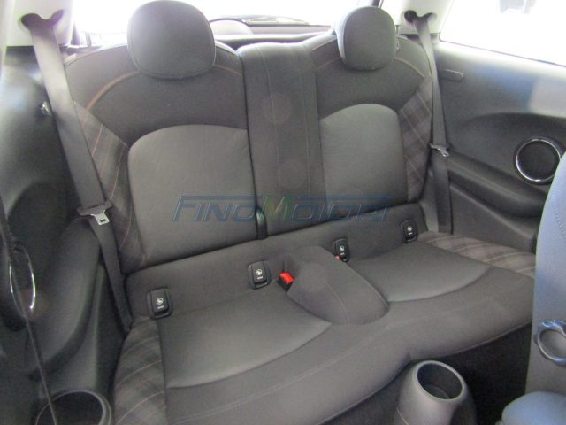 MINI Cooper D usata, con Controllo automatico clima