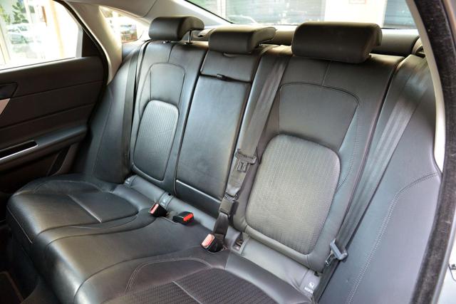 JAGUAR XF usata, con Servosterzo