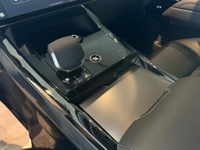 LAND ROVER Range Rover Sport usata, con Interni in pelle