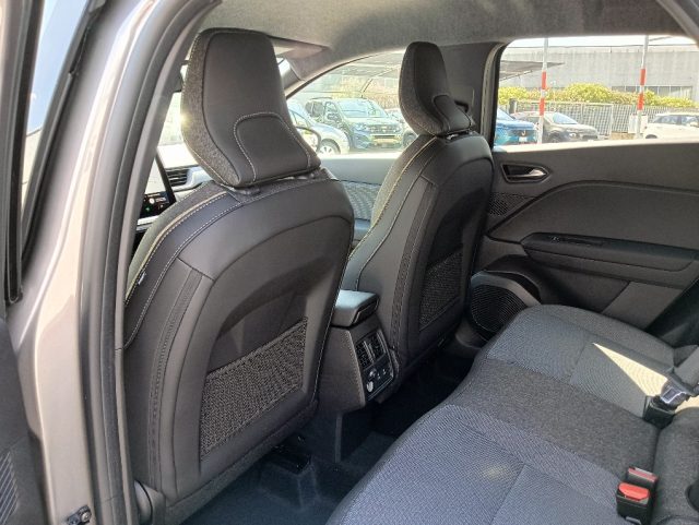 RENAULT Captur usata, con USB