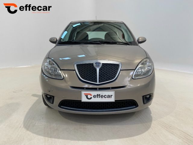 LANCIA Ypsilon usata, con Airbag