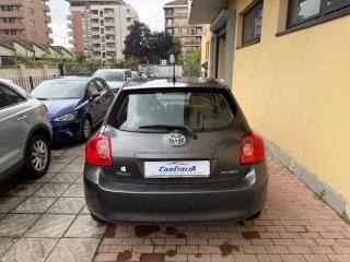 TOYOTA Auris usata, con Chiusura centralizzata