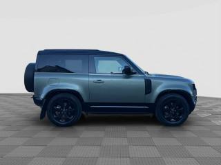 LAND ROVER Defender usata 5