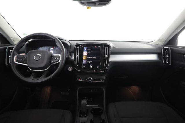 VOLVO XC40 usata 4