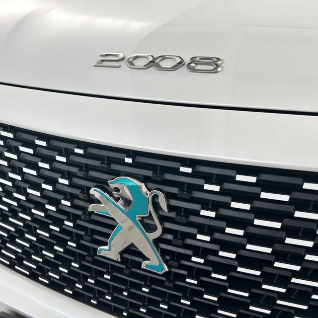 PEUGEOT 2008 usata, con Specchietti laterali elettrici