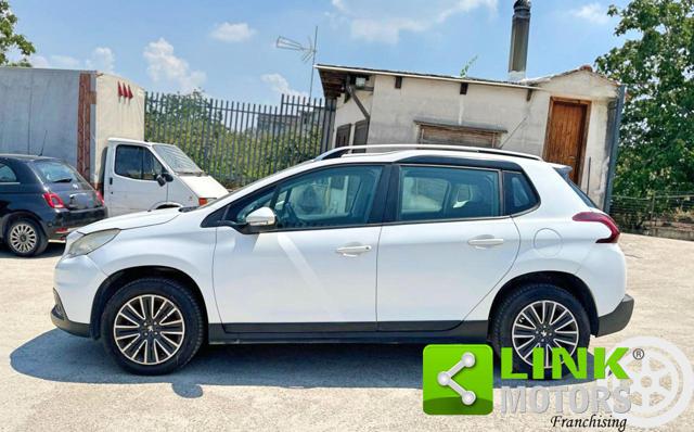PEUGEOT 2008 usata, con USB