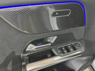 MERCEDES-BENZ GLA 200 usata, con Park Distance Control