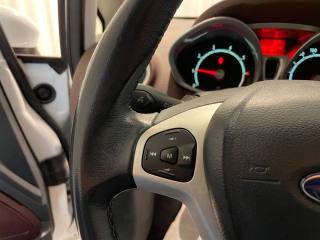 FORD Fiesta usata, con Climatizzatore