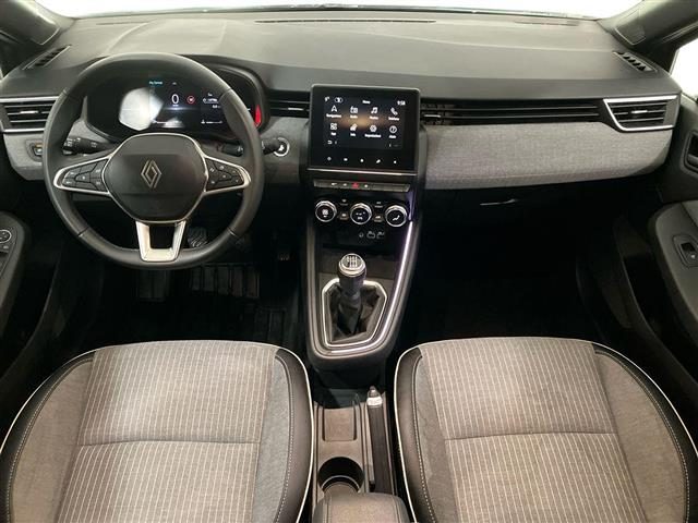 RENAULT Clio usata, con Controllo automatico clima